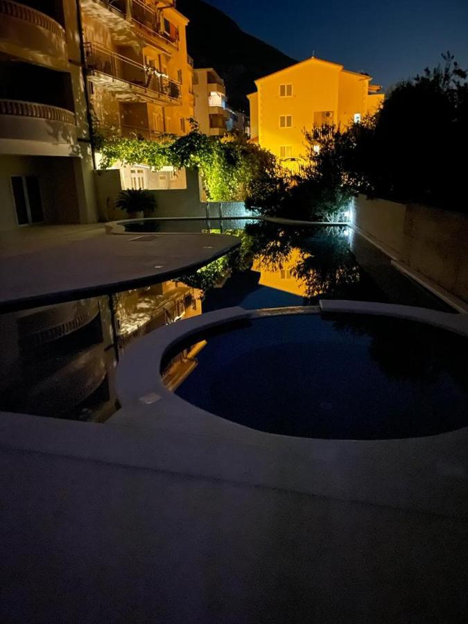 Apartment Dalmatien Traumhaus Макарска Экстерьер фото