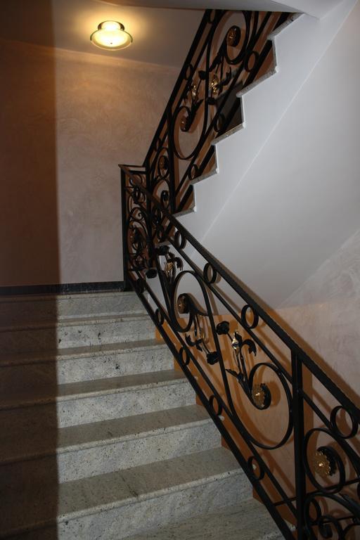 Apartment Dalmatien Traumhaus Макарска Экстерьер фото