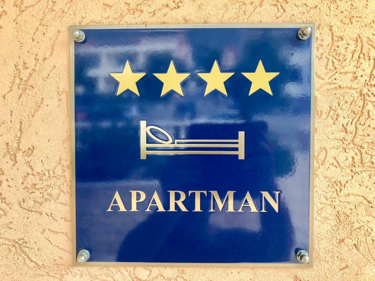 Apartment Dalmatien Traumhaus Макарска Экстерьер фото